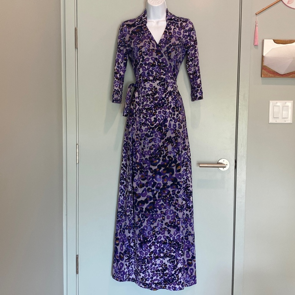 NWT DVF classic maxi wrap in purple leopard print💜🐆💜